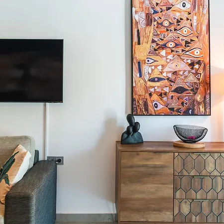 Eucalyptus Corfu Town - Starlink Anemomylos